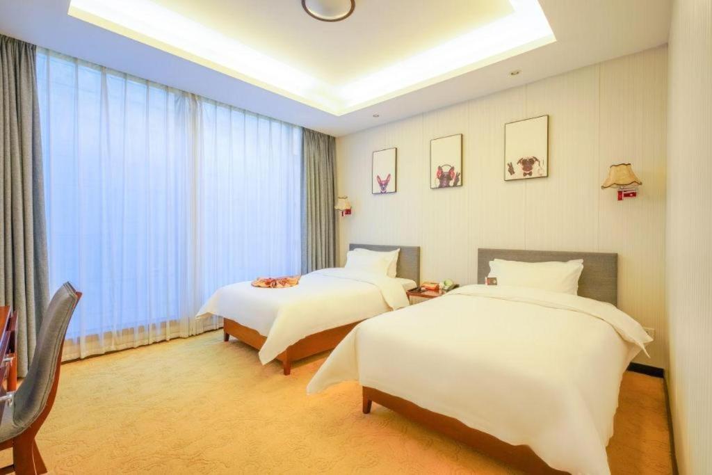 ฟีนิกซ์ ฮอตสปริง รีสอร์ต ซูโจว Hotel Zhangjiagang ภายนอก รูปภาพ