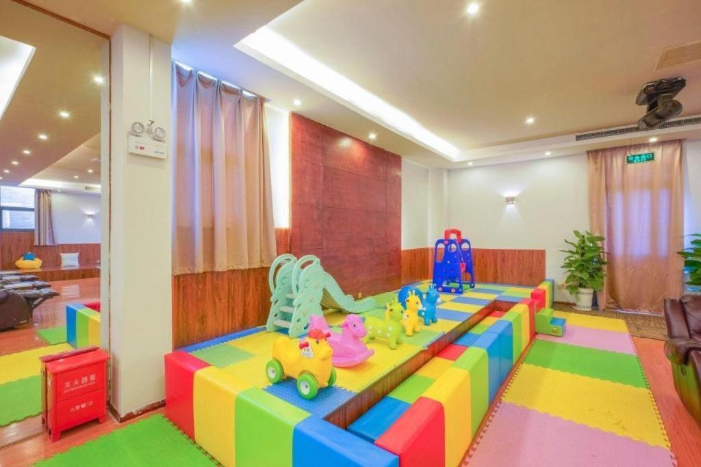 ฟีนิกซ์ ฮอตสปริง รีสอร์ต ซูโจว Hotel Zhangjiagang ภายนอก รูปภาพ